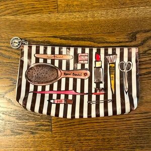 Henri Bendel makeup pouch